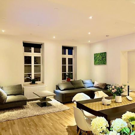 Wohnung Am Schloss 2 - Bestes Apartment In Weilburg Buitenkant foto